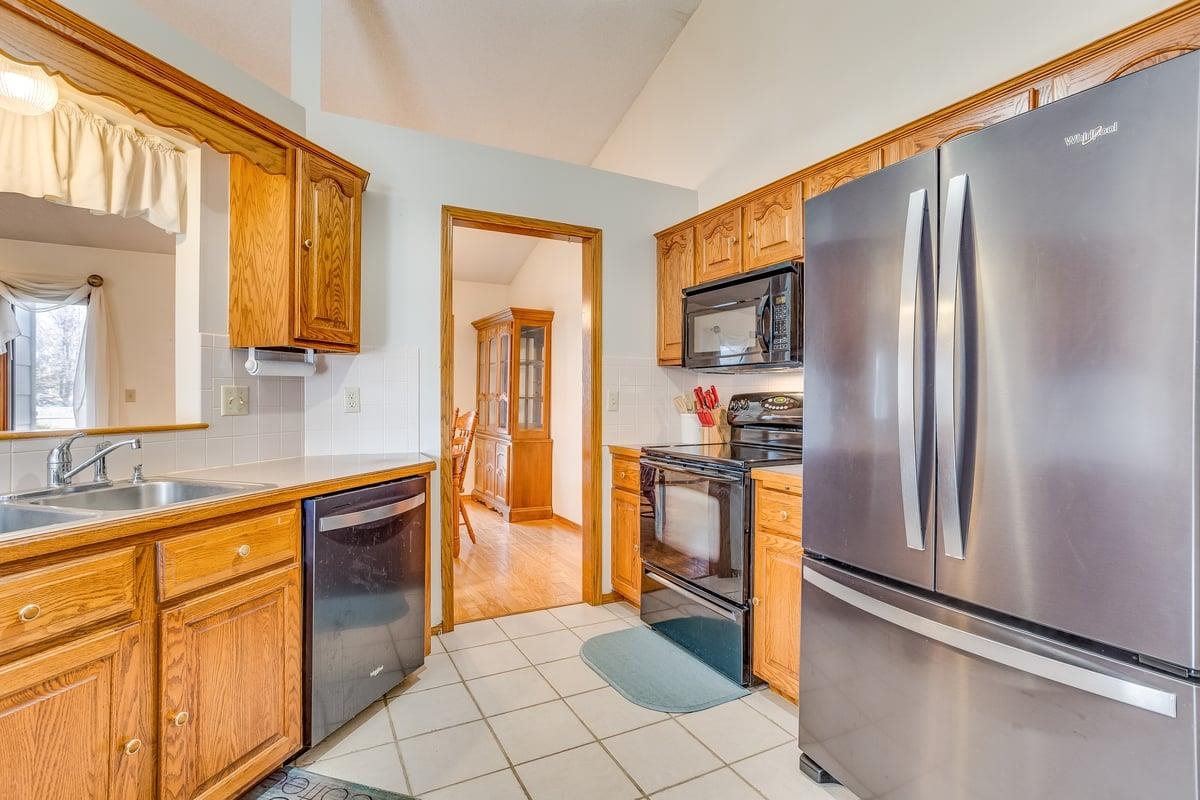 7210 West Barrington Street Wichita, KS 67212 - Photo 11 of 31