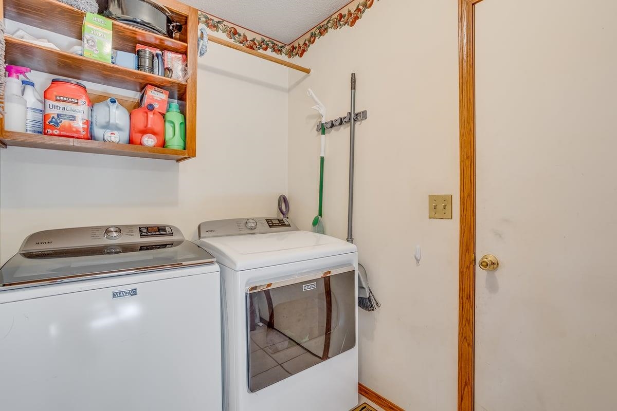 7210 West Barrington Street Wichita, KS 67212 - Photo 13 of 31