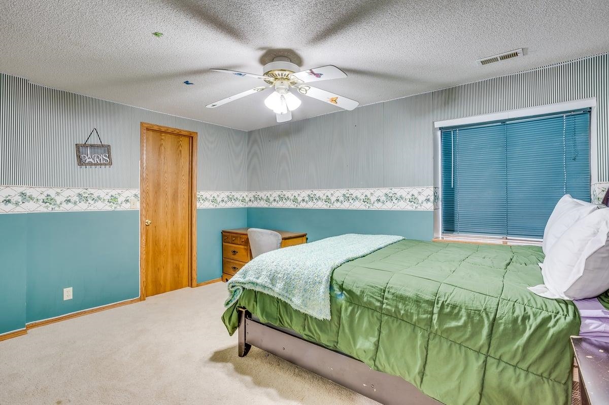 7210 West Barrington Street Wichita, KS 67212 - Photo 25 of 31