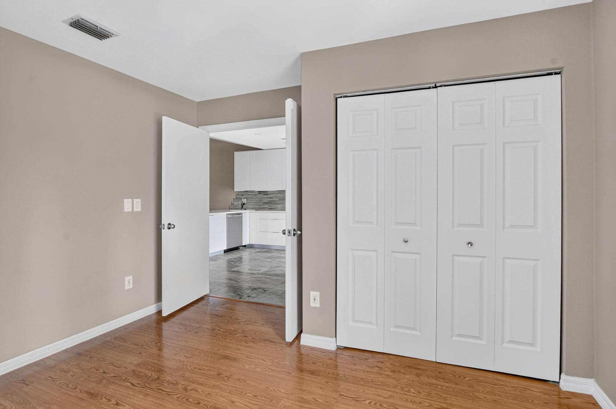 301 Club Circle, Unit 208 Boca Raton, FL 33487 - Photo 26 of 37 26-web-or-mls-DSC_3908