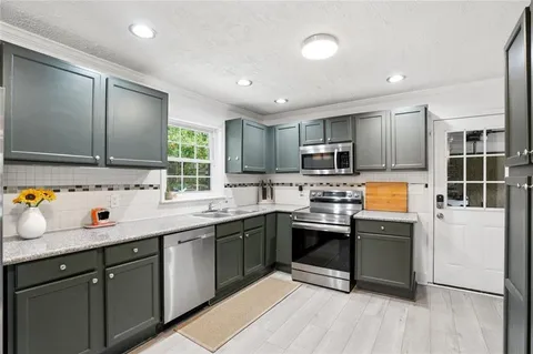 $449,000 | 1720 Mary Lou Lane Southeast, Atlanta, GA 30316