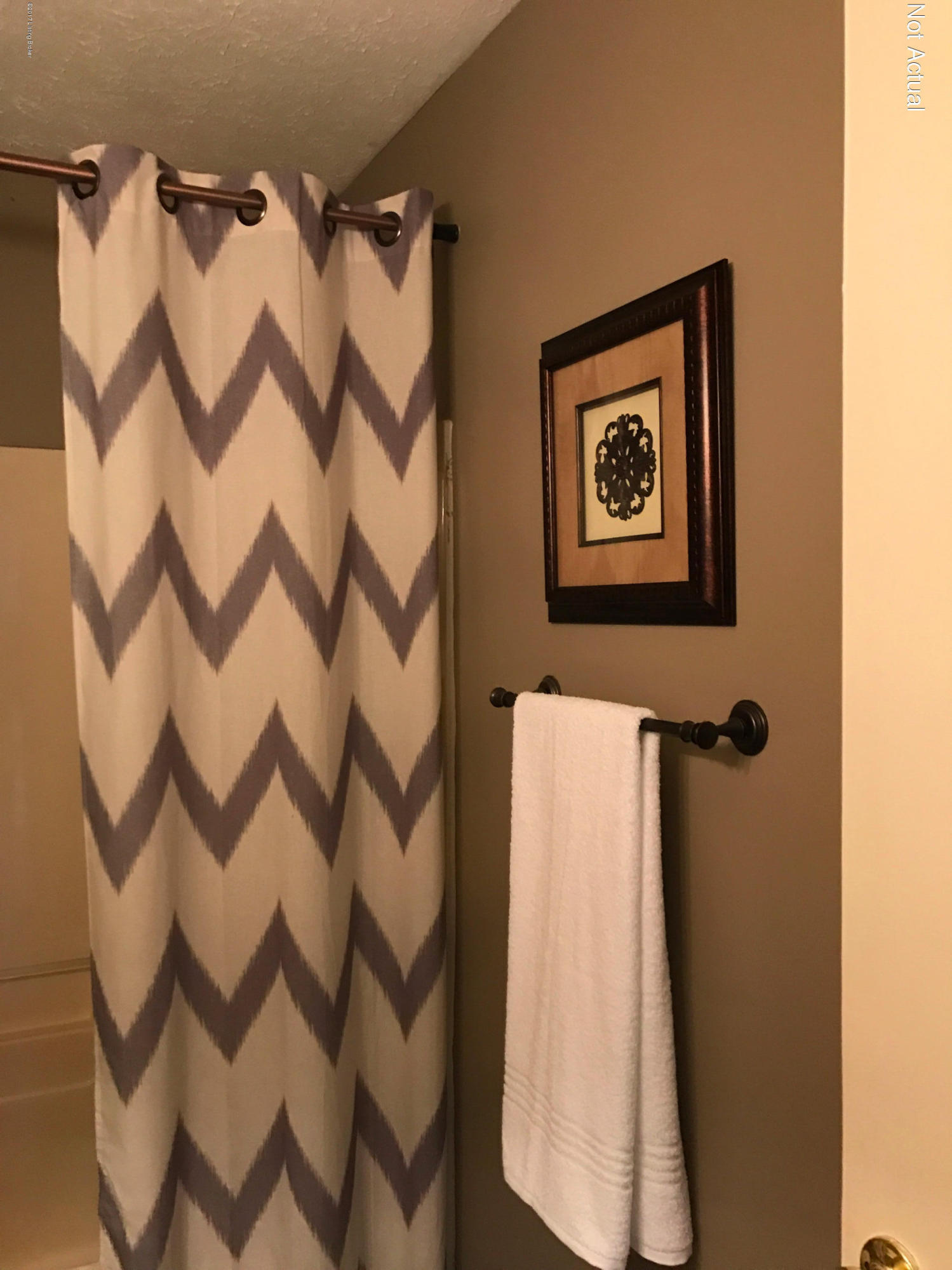 12220 Ridgemont Road Louisville, KY 40229 - Photo 14 of 21 Master bath