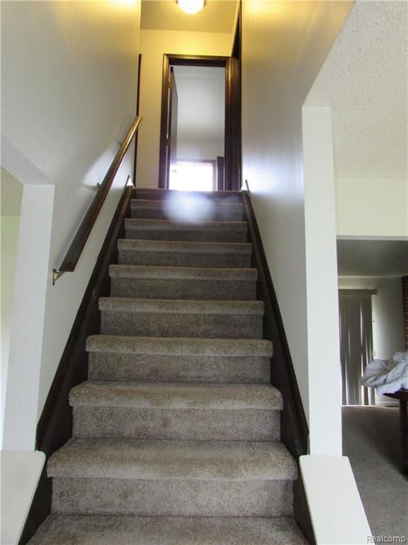 19180 Inkster Road Romulus, MI 48174 - Photo 17 of 38