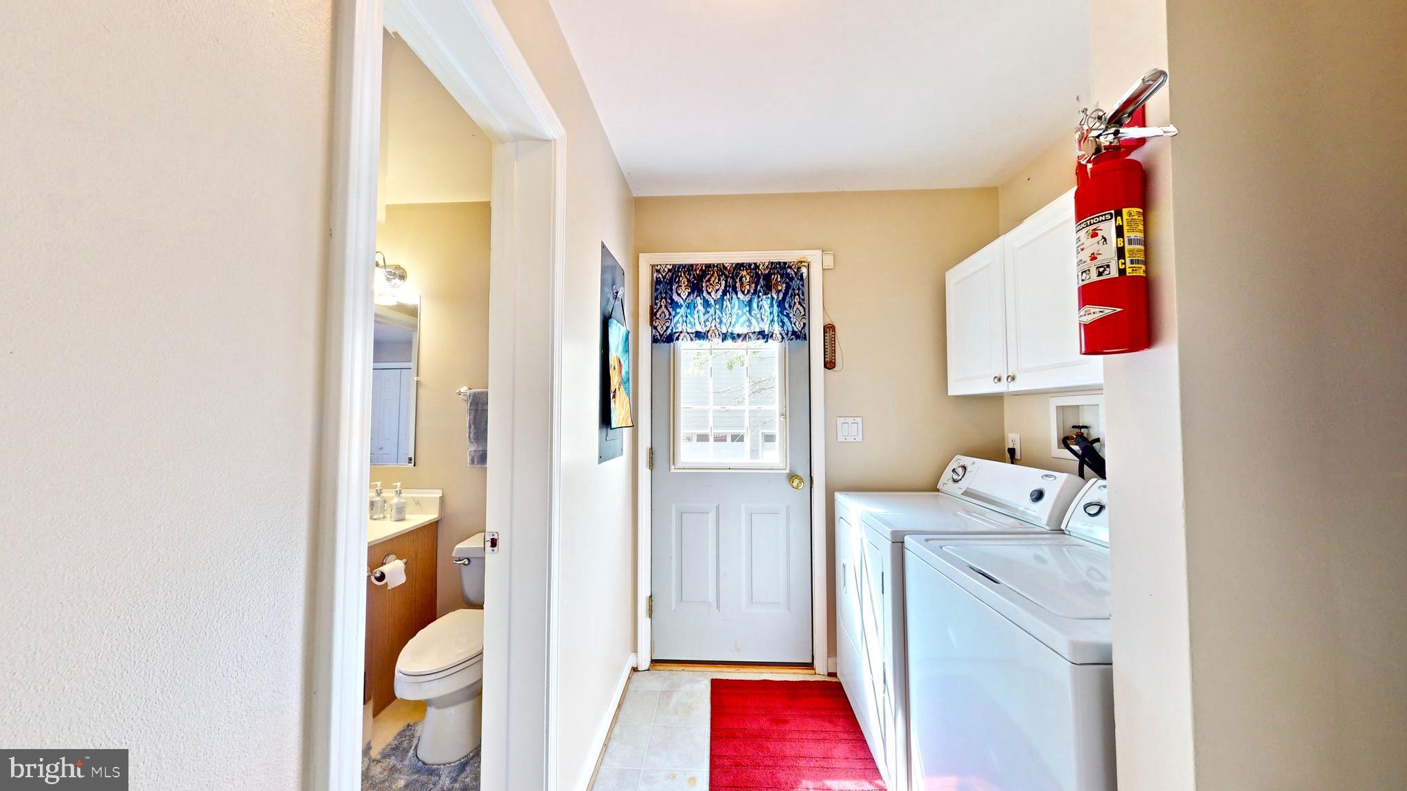 12280 Potomac View Road Newburg, MD 20664 - Photo 20 of 43 Laundry room
