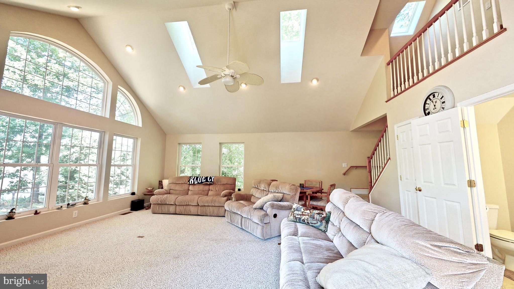 12280 Potomac View Road Newburg, MD 20664 - Photo 27 of 43 Great Room - Skylights