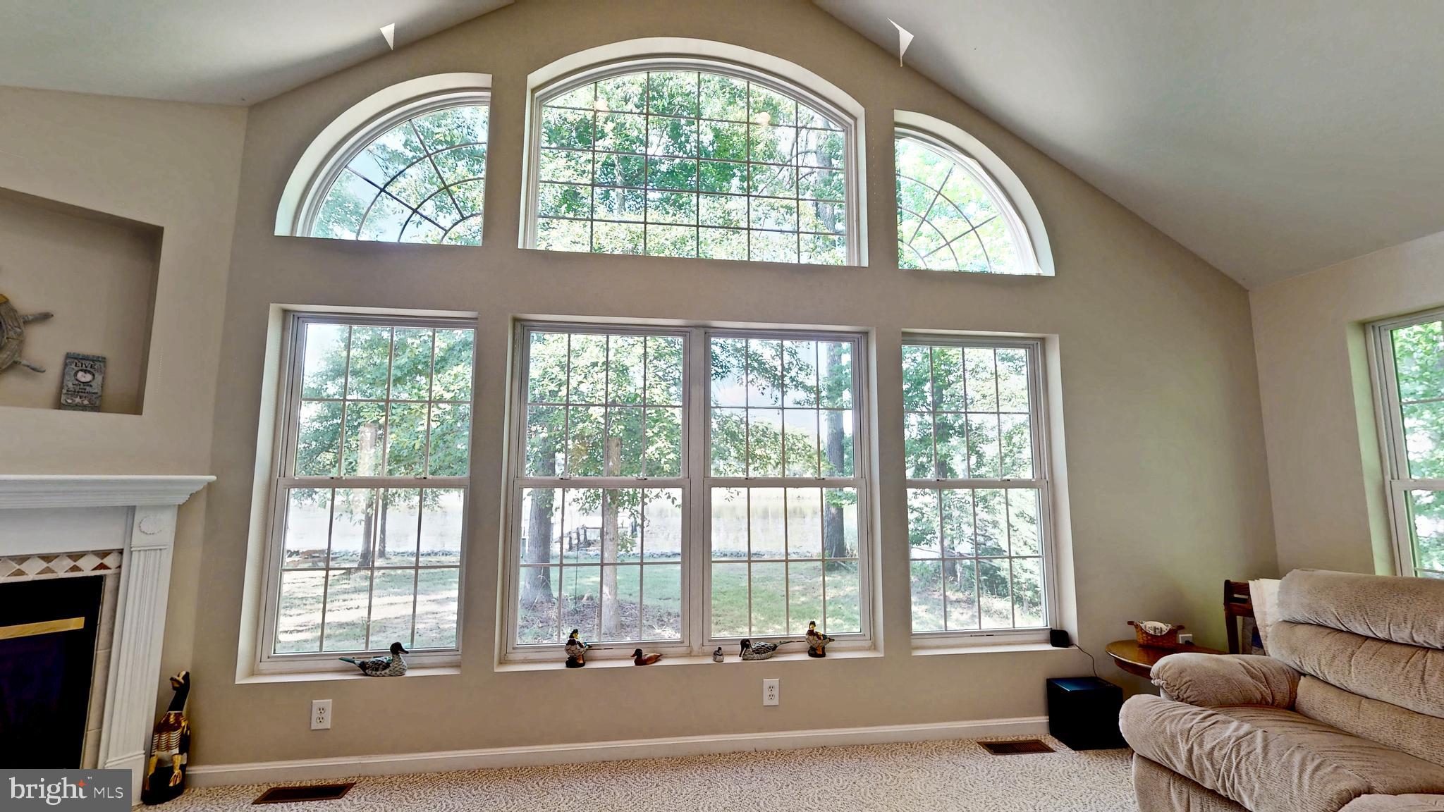 12280 Potomac View Road Newburg, MD 20664 - Photo 28 of 43 Great room -