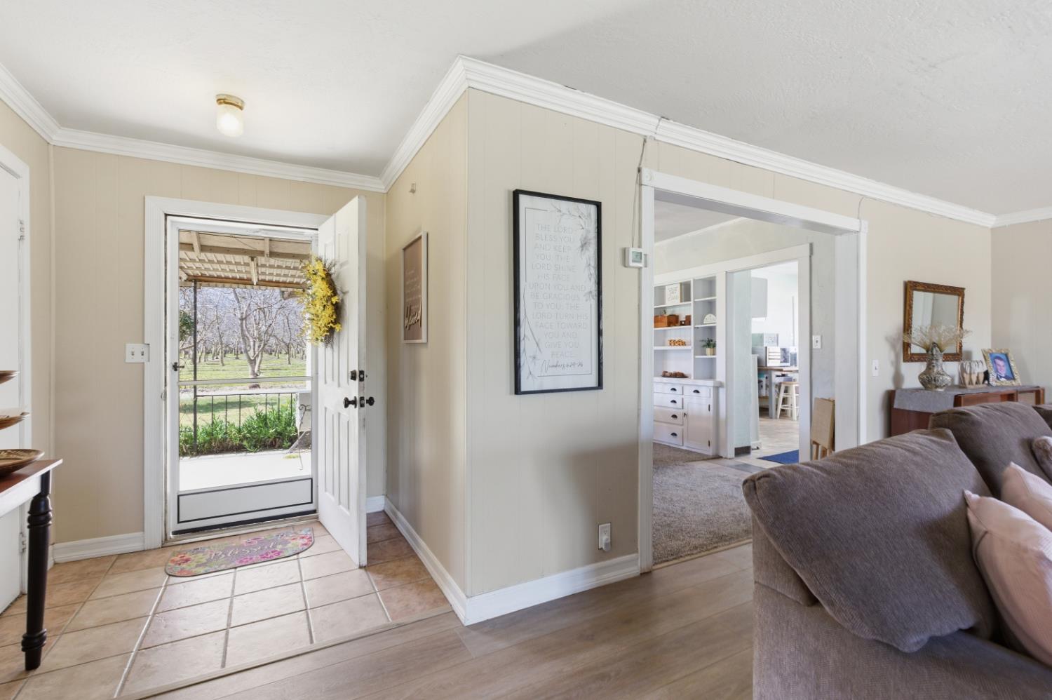 3302 Bear River Drive Rio Oso, CA 95674 - Photo 69 of 93 a living room with furniture and a gate