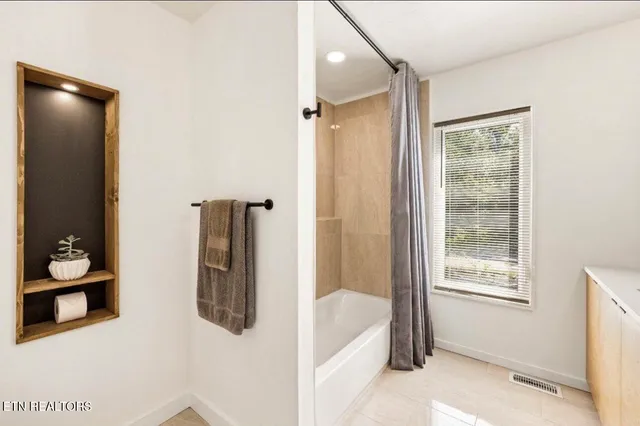 $899,900 | 928 Ditney Way, Sevierville, TN 37876