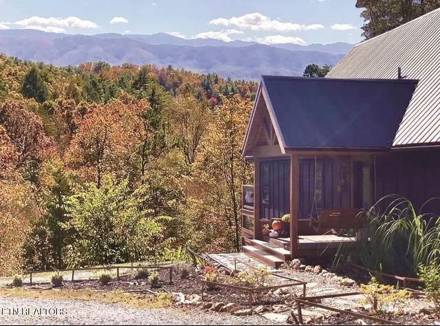 $899,900 | 928 Ditney Way, Sevierville, TN 37876