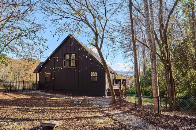 $899,900 | 928 Ditney Way, Sevierville, TN 37876