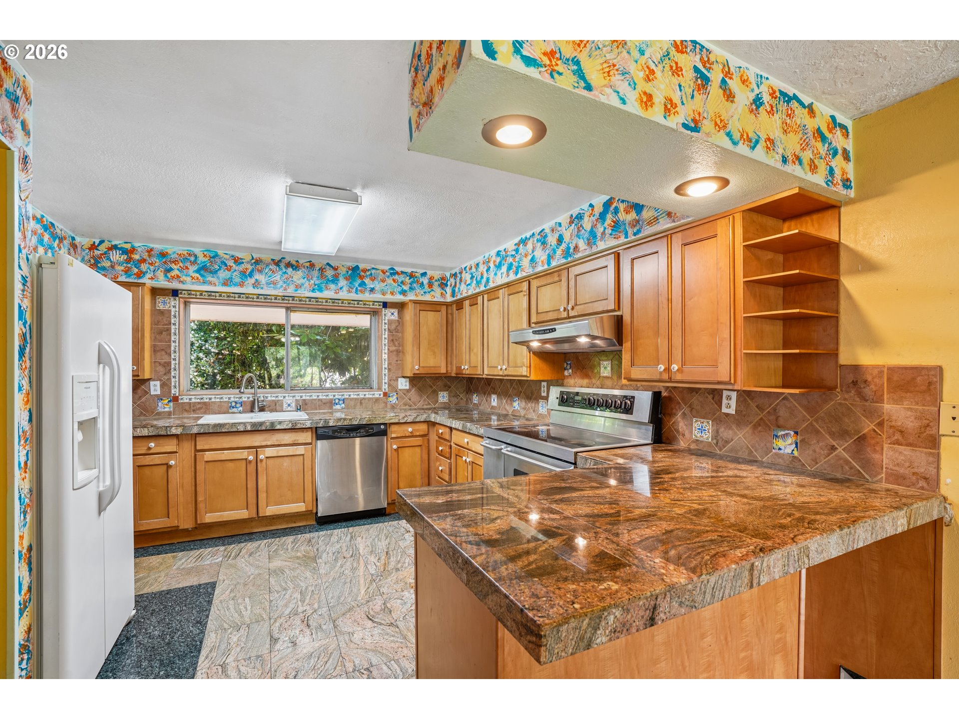 10975 Southwest Walnut Street Portland, OR 97223 - Photo 14 of 40