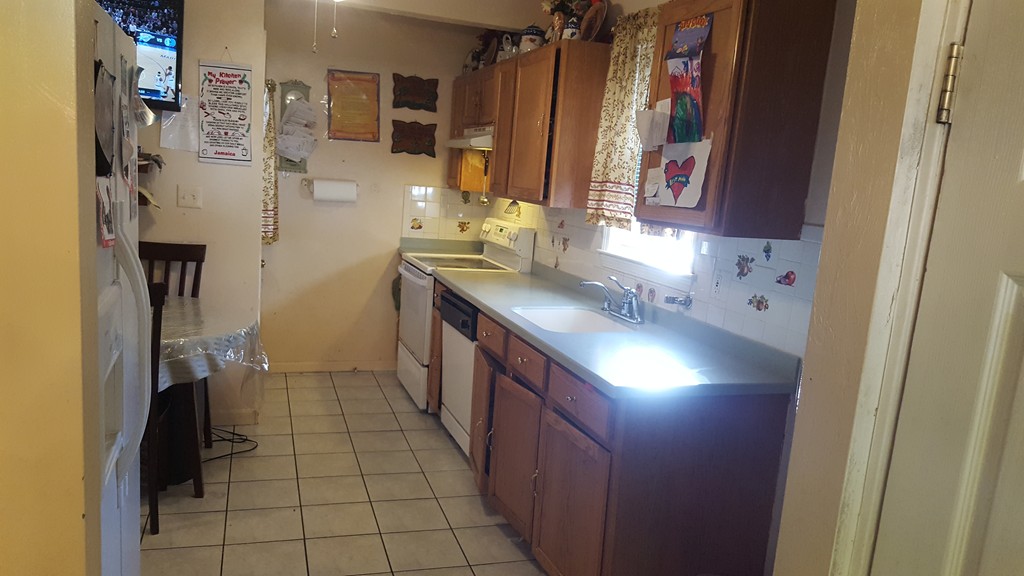 5 Vanderbilt Avenue Boston, MA 02136 - Photo 3 of 3