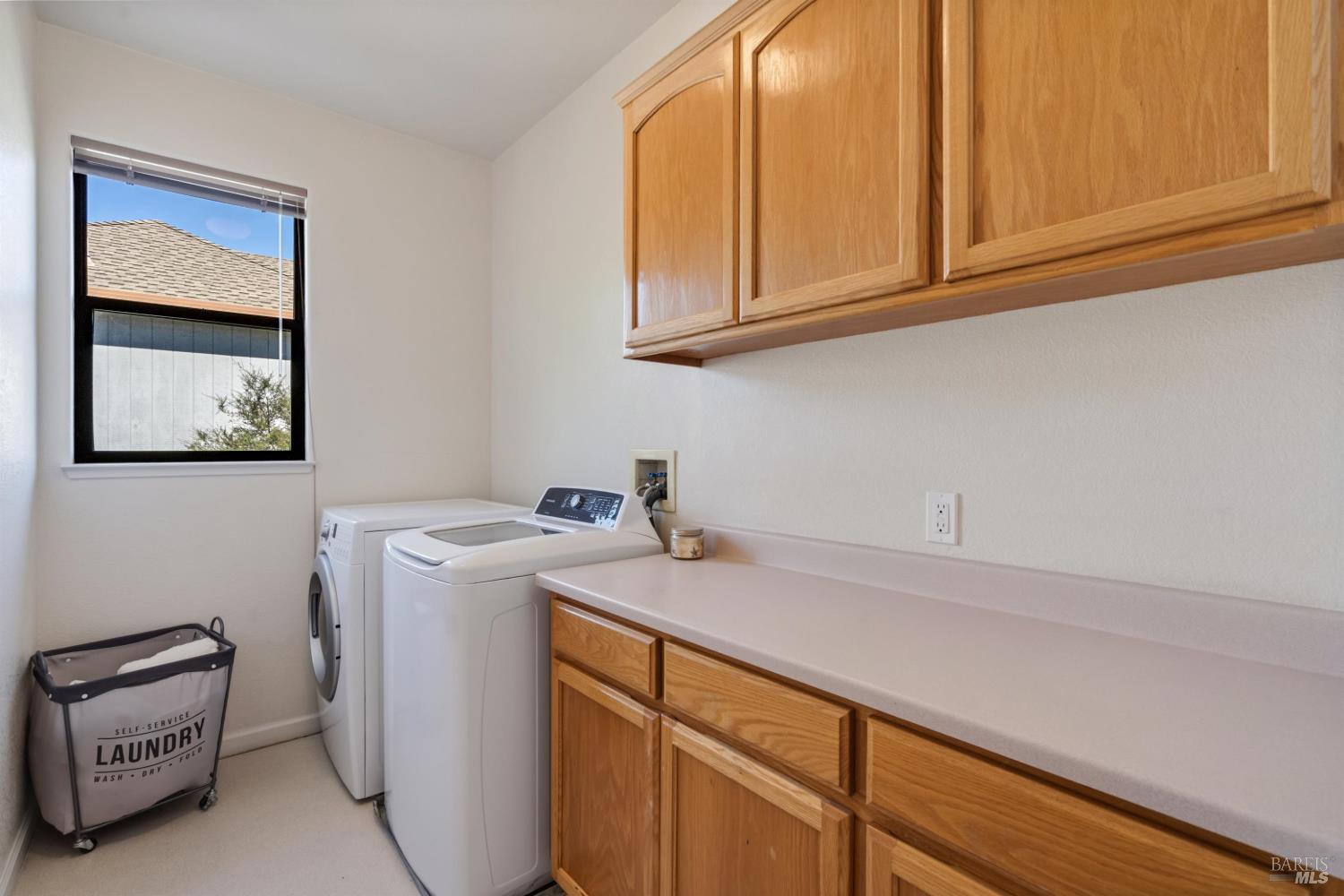 4549 Offner Lane Santa Rosa, CA 95409 - Photo 10 of 22 Gallery Image 10