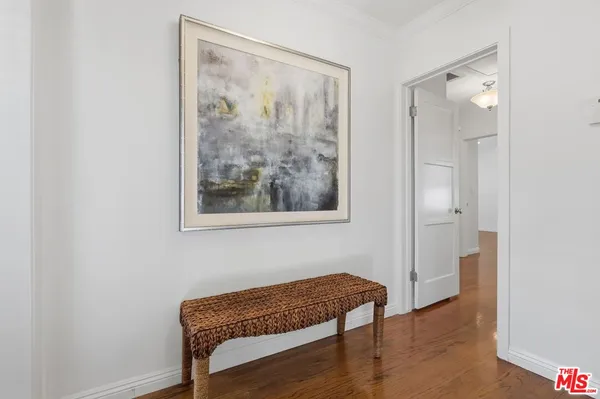 $1,825,000 | 8344 Kenyon Avenue, Los Angeles, CA 90045