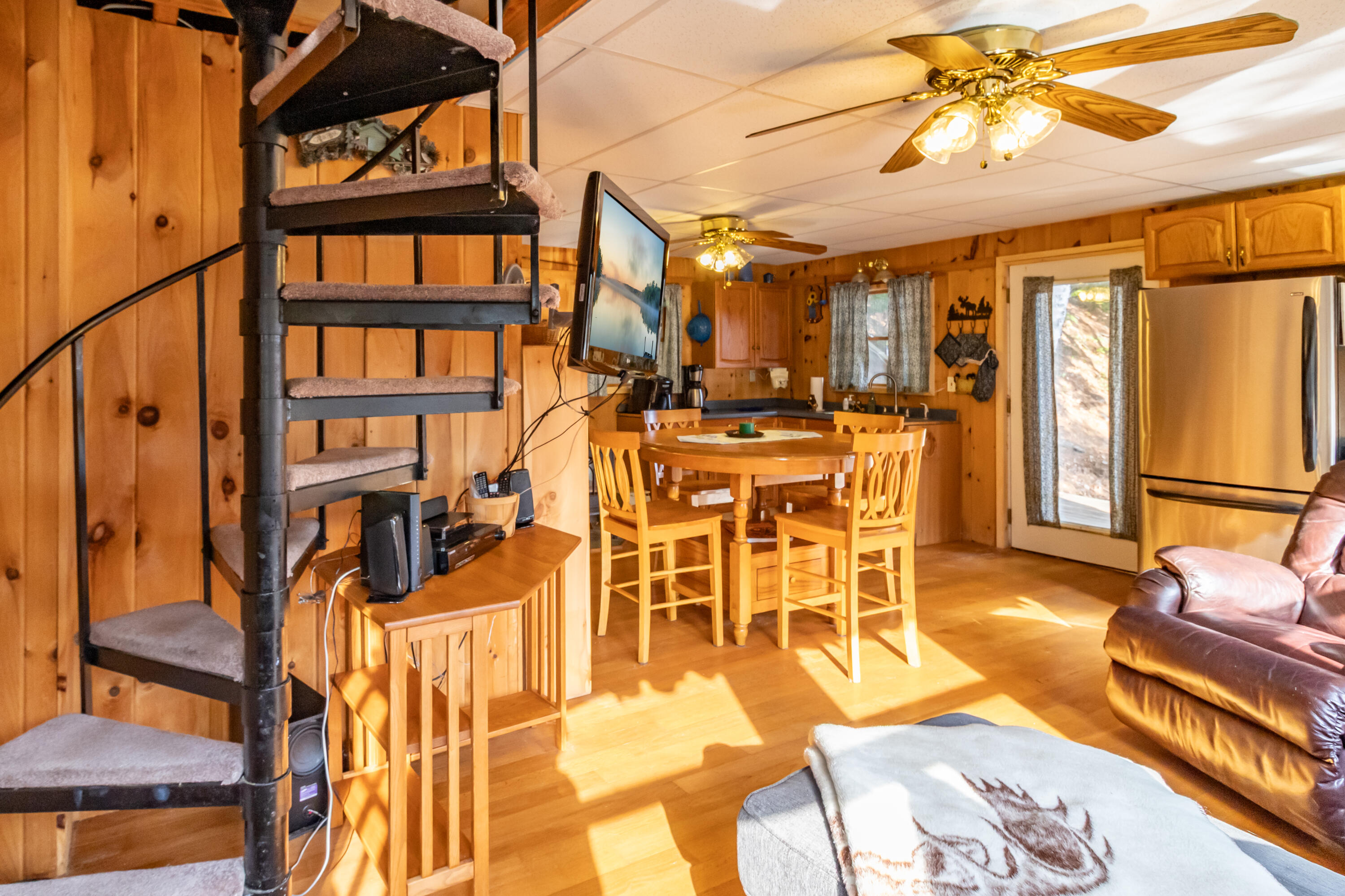 12 Paradise Cove Clifton, ME 04428 - Photo 38 of 52 12 Paradise Cove Interiors-9