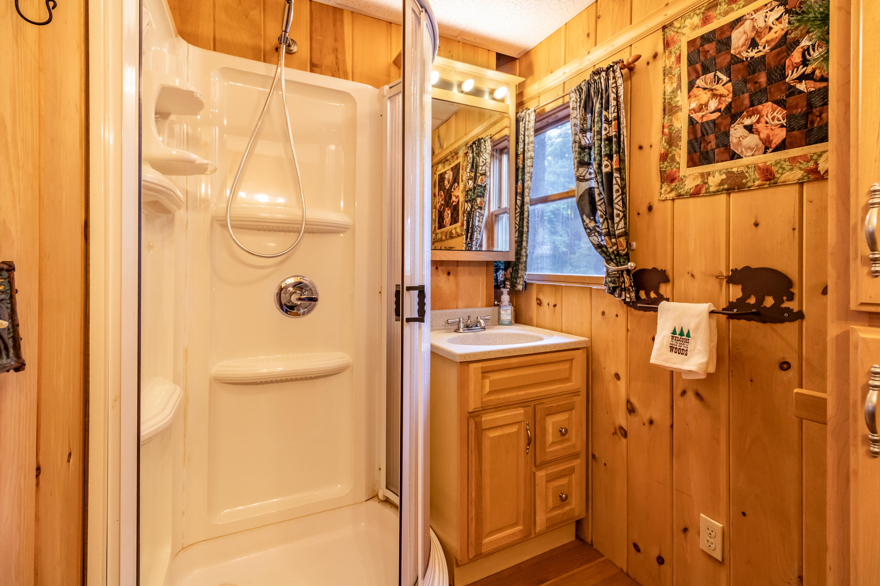 12 Paradise Cove Clifton, ME 04428 - Photo 42 of 52 12 Paradise Cove Interiors-13