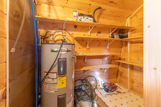 $299,000 | 12 Paradise Cove, Clifton, ME 04428