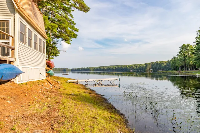 $299,000 | 12 Paradise Cove, Clifton, ME 04428