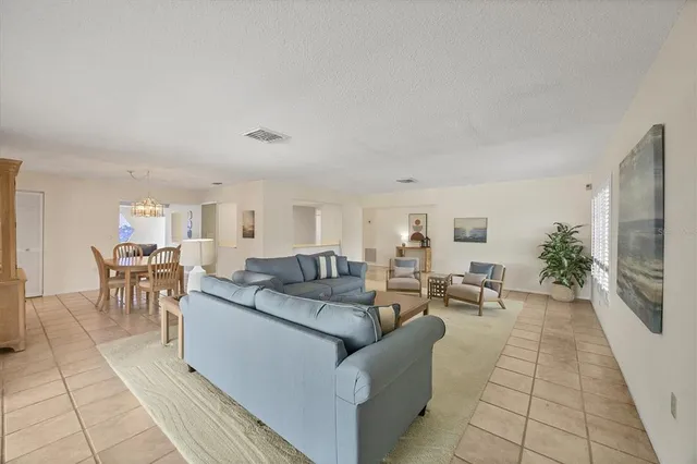 $450,000 | 4755 Ringwood Meadow, Sarasota, FL 34235