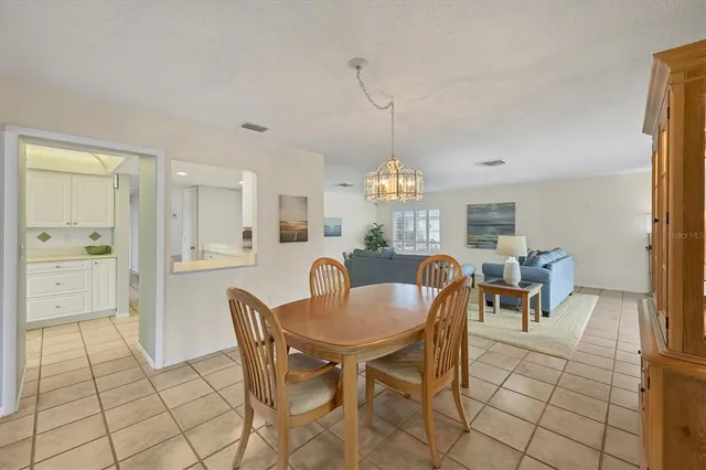 $450,000 | 4755 Ringwood Meadow, Sarasota, FL 34235