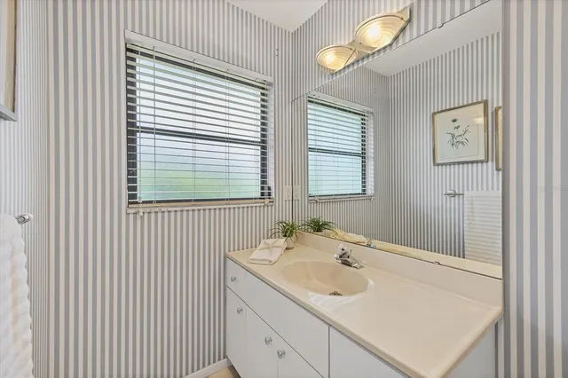 $450,000 | 4755 Ringwood Meadow, Sarasota, FL 34235