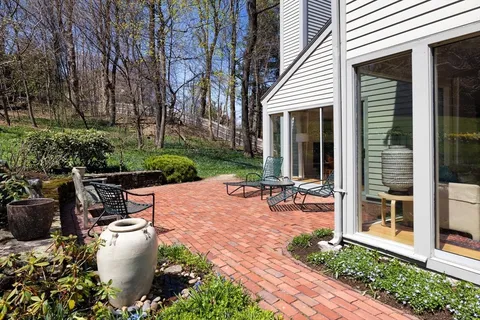 $3,495,000 | 185 Warren Street, Brookline, MA 02445