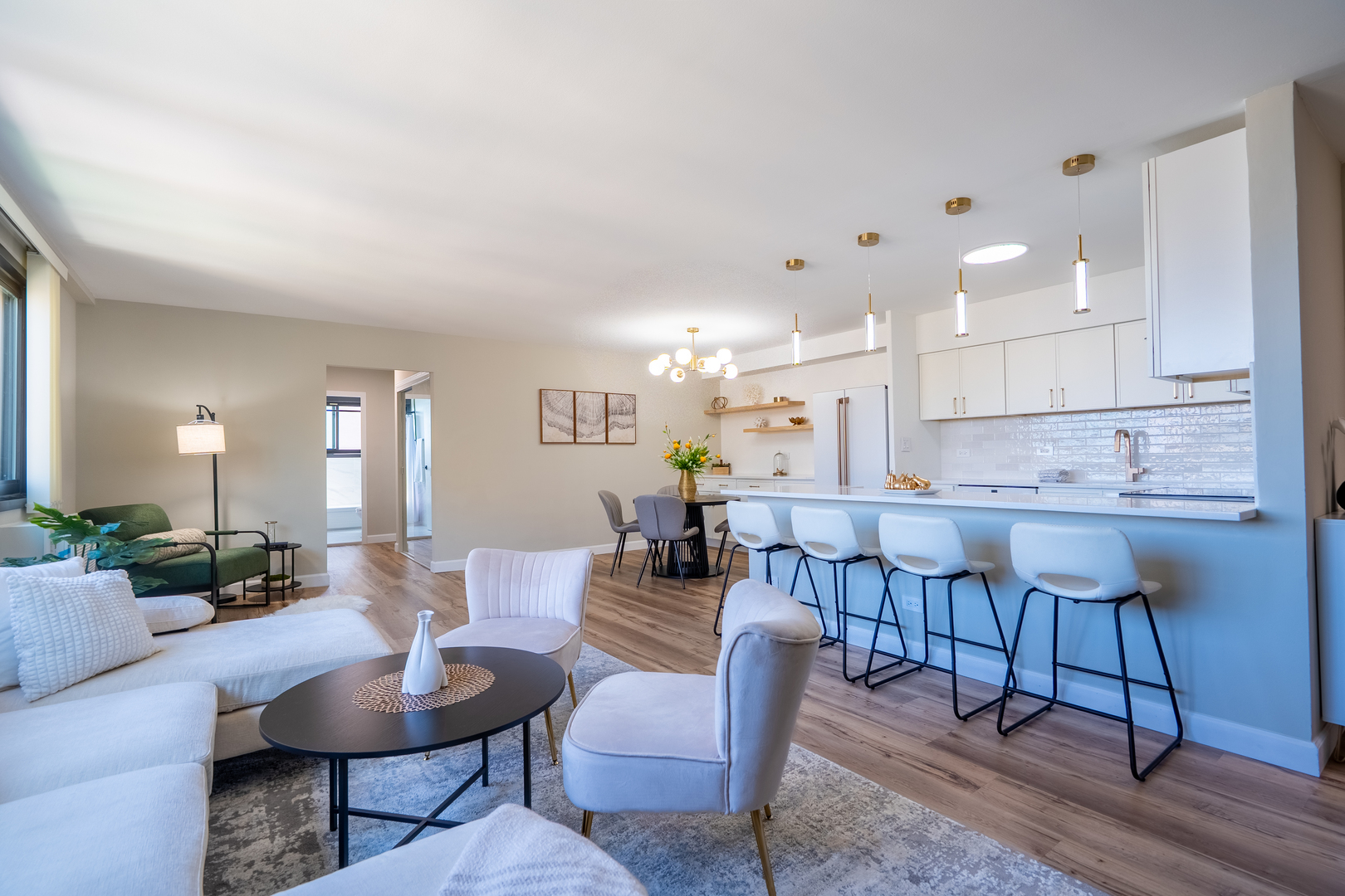 6300 North Sheridan Road, Unit 802 Chicago, IL 60660 - Photo 19 of 26 Gallery Image 19