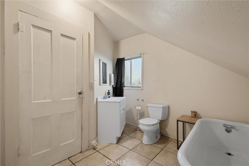 855 Johnson Street Red Bluff, CA 96080 - Photo 33 of 45