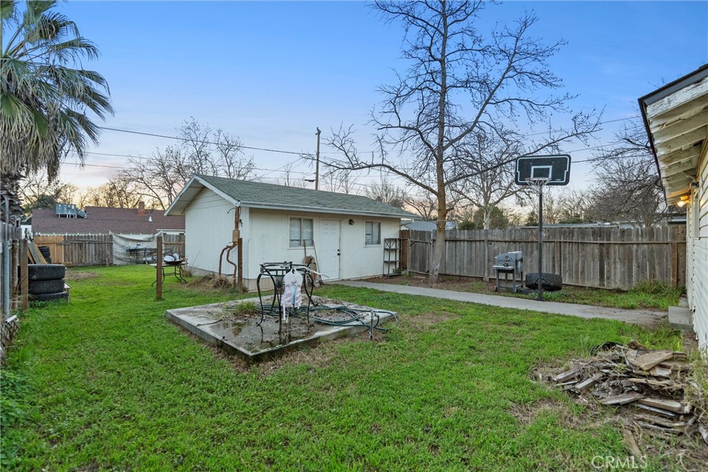 855 Johnson Street Red Bluff, CA 96080 - Photo 39 of 45
