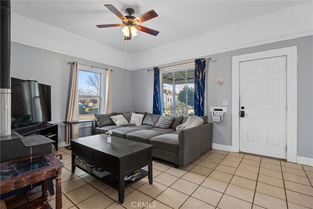 855 Johnson Street Red Bluff, CA 96080 - Photo 8 of 42