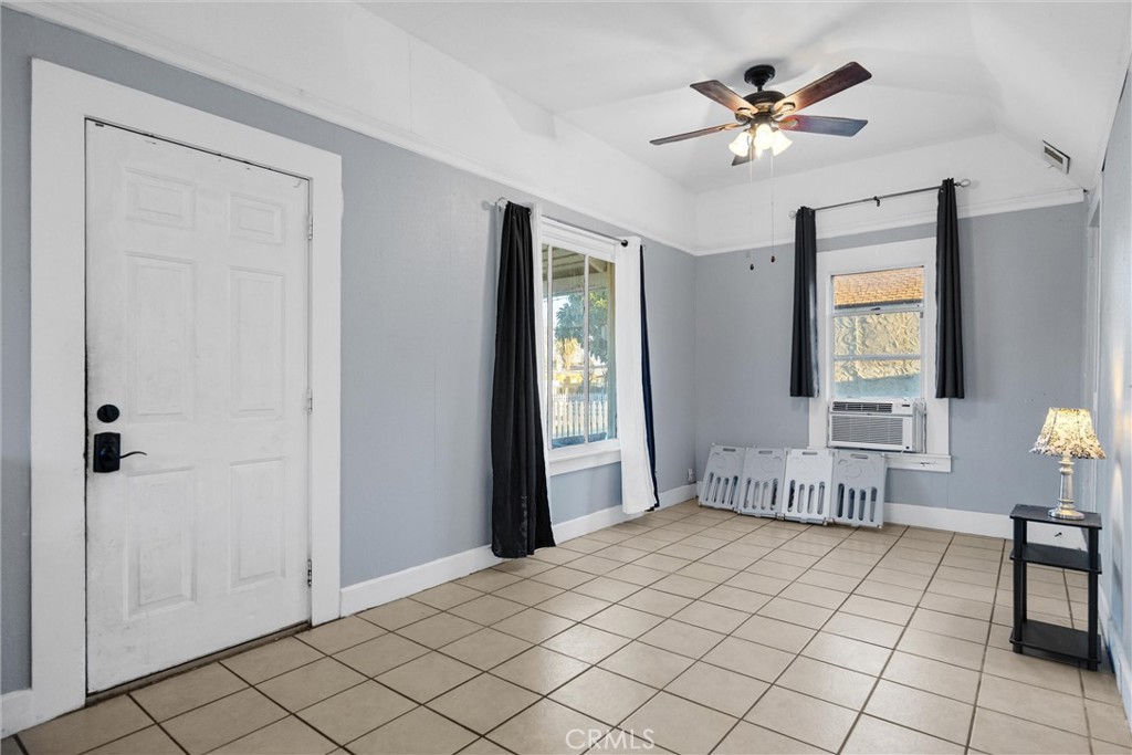 855 Johnson Street Red Bluff, CA 96080 - Photo 10 of 45