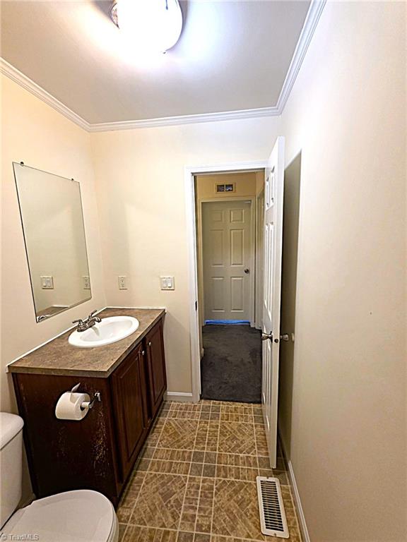 1380 Bethany Road Madison, NC 27025 - Photo 18 of 32