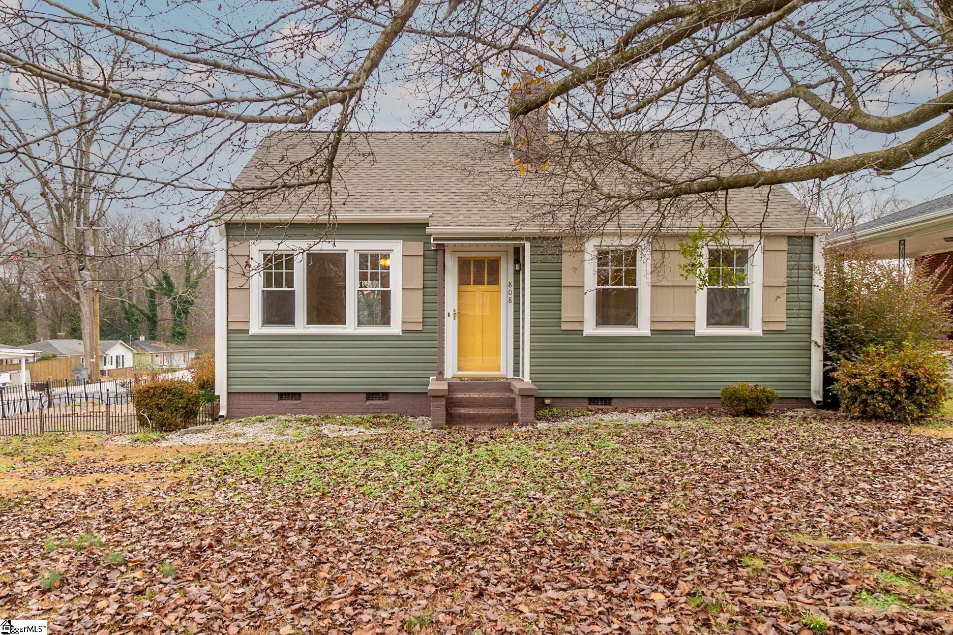 808 East Lee Road Taylors, SC 29687 - Photo 1 of 12 Gallery Image 1