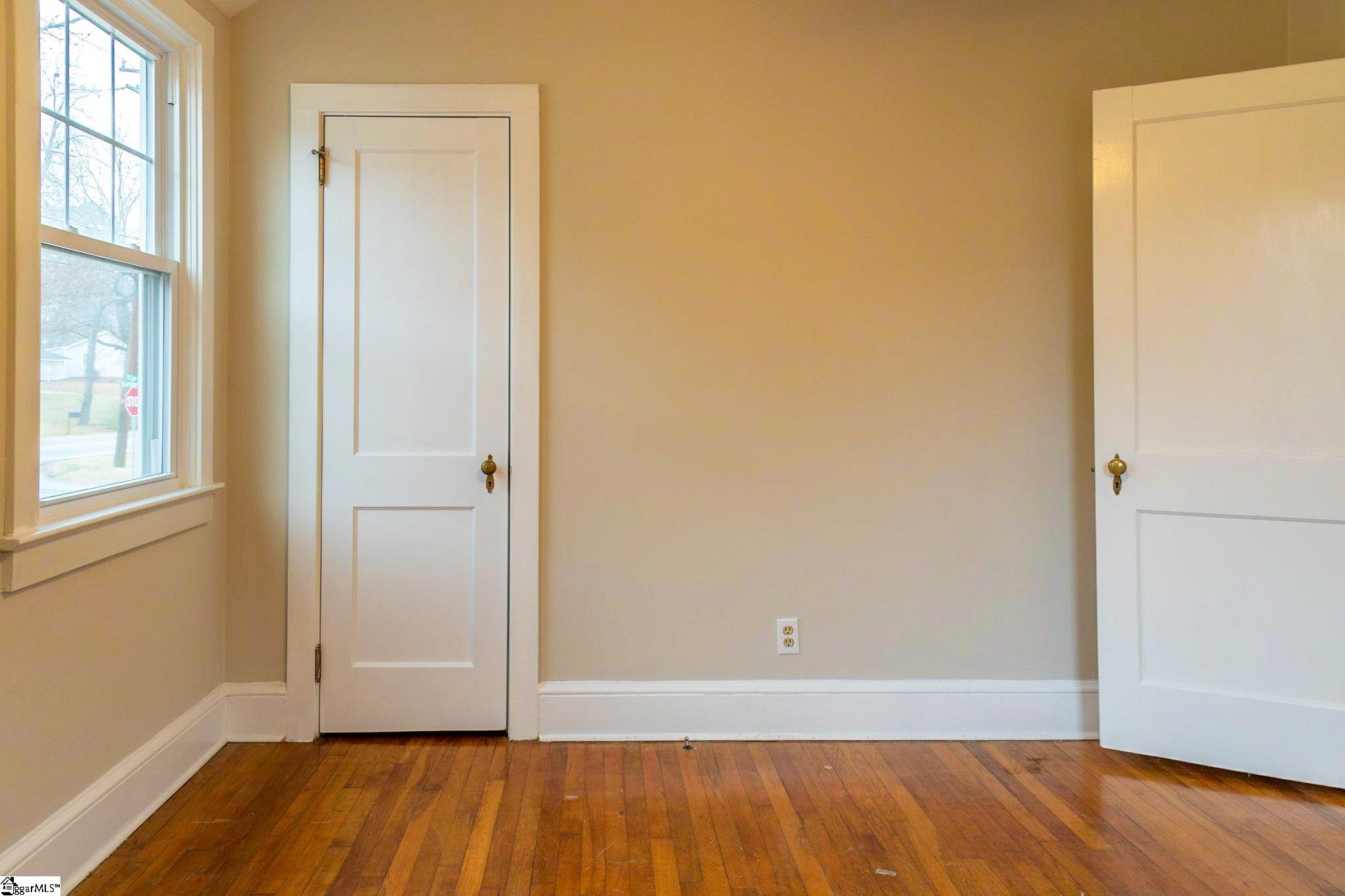 808 East Lee Road Taylors, SC 29687 - Photo 11 of 12 Gallery Image 11