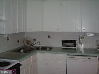 3452 Hillcroft Road Huntingdon Valley, PA 19006 - Photo 2 of 6 Gallery Image 2