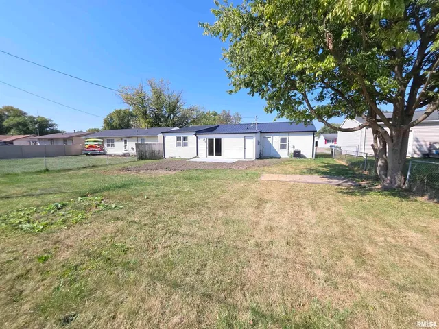 $139,900 | 1031 Galbraith Drive, Clinton, IA 52732
