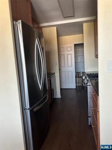 $285,000 | 7100 JFK Boulevard East, Unit 5E, Guttenberg, NJ 07093