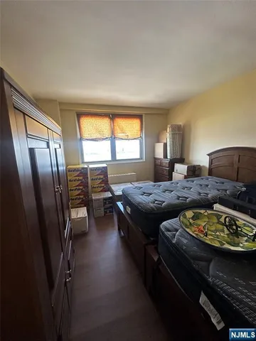 $285,000 | 7100 JFK Boulevard East, Unit 5E, Guttenberg, NJ 07093