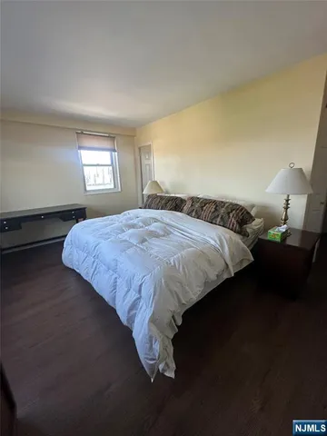 $285,000 | 7100 JFK Boulevard East, Unit 5E, Guttenberg, NJ 07093