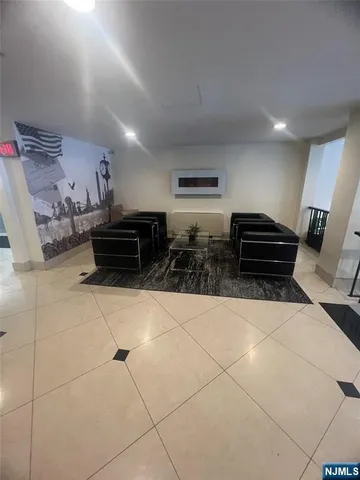 $285,000 | 7100 JFK Boulevard East, Unit 5E, Guttenberg, NJ 07093