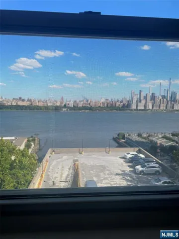 $285,000 | 7100 JFK Boulevard East, Unit 5E, Guttenberg, NJ 07093