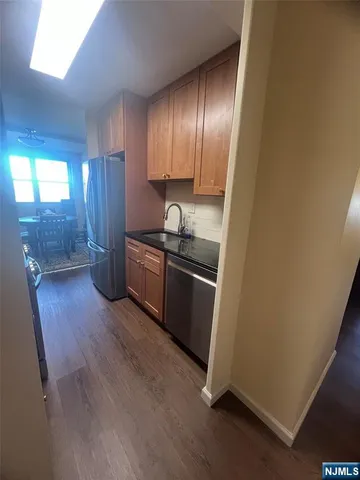 $285,000 | 7100 JFK Boulevard East, Unit 5E, Guttenberg, NJ 07093