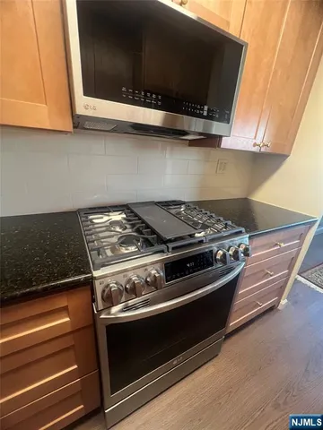 $285,000 | 7100 JFK Boulevard East, Unit 5E, Guttenberg, NJ 07093