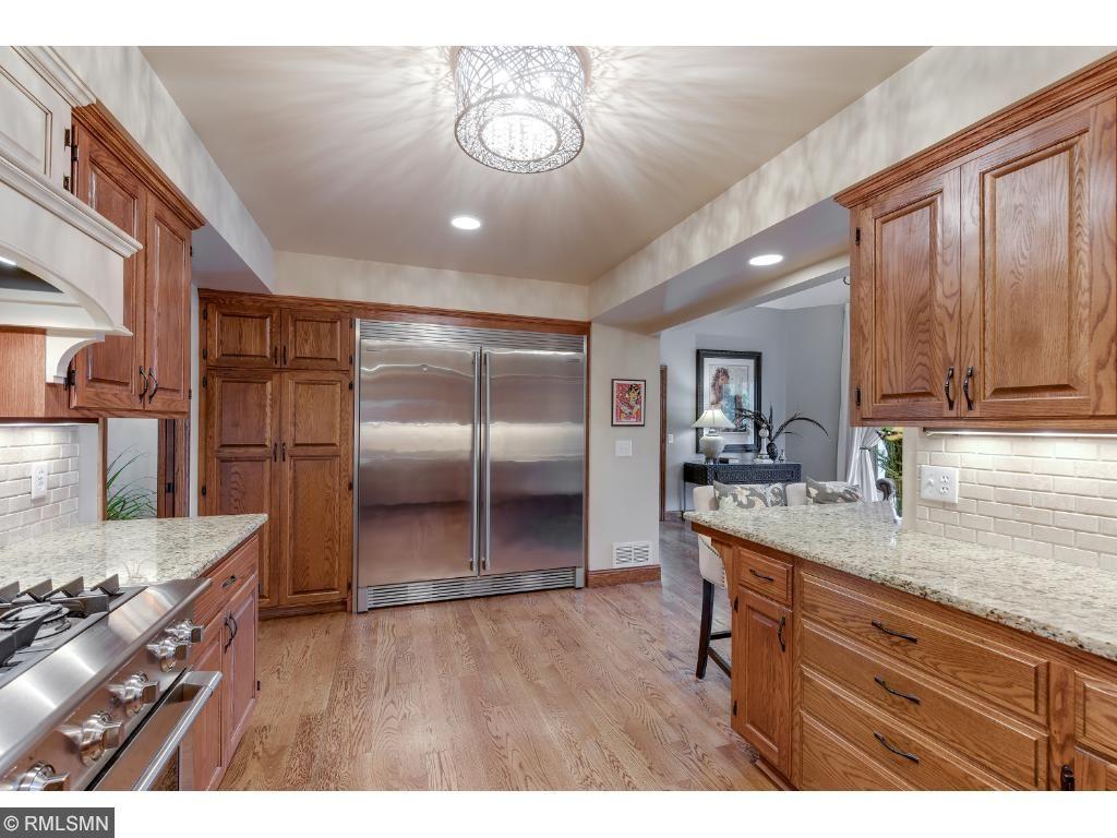 5231 Green Farms Road Edina, MN 55436 - Photo 9 of 24
