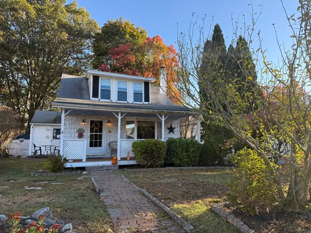 $379,000 | 259 South Quinsigamond Avenue, Shrewsbury, MA 01545