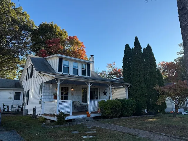 $379,000 | 259 South Quinsigamond Avenue, Shrewsbury, MA 01545