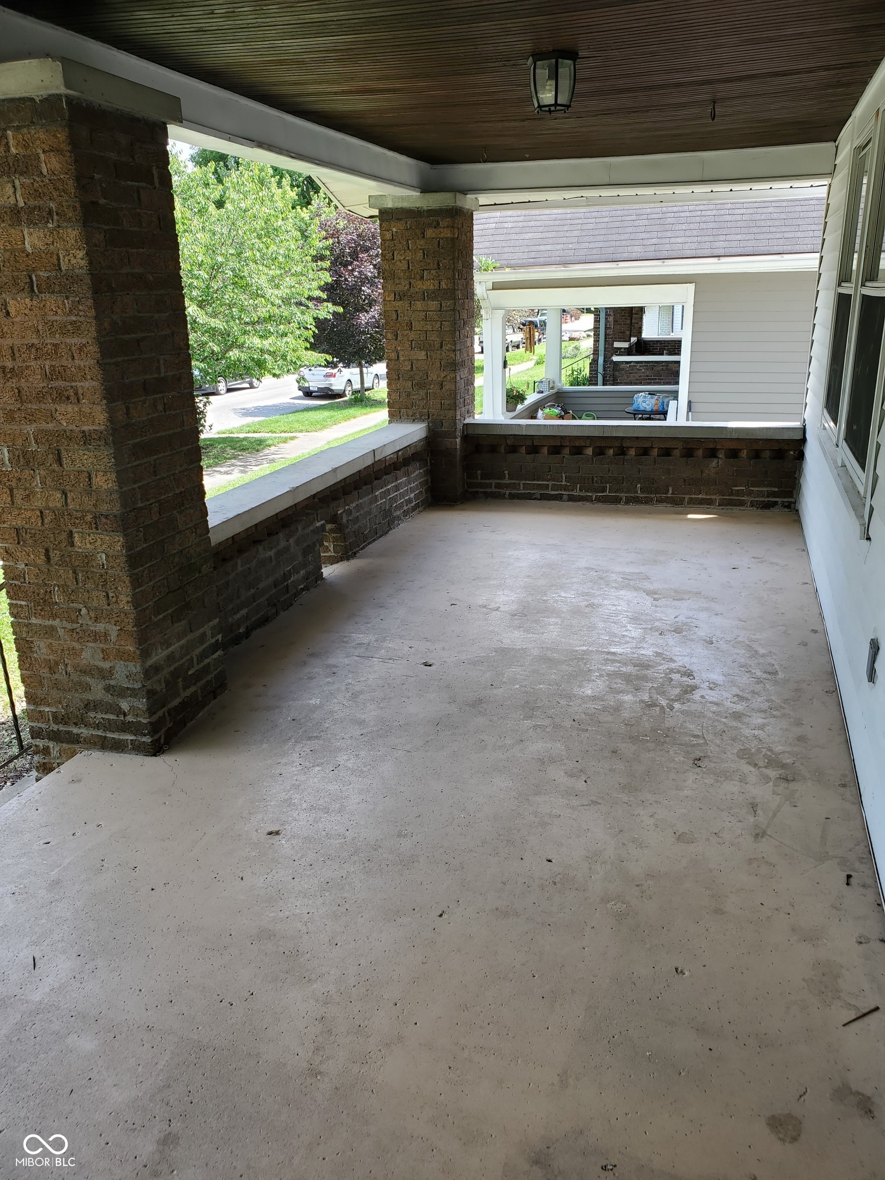 404 North Riley Avenue Indianapolis, IN 46201 - Photo 2 of 21