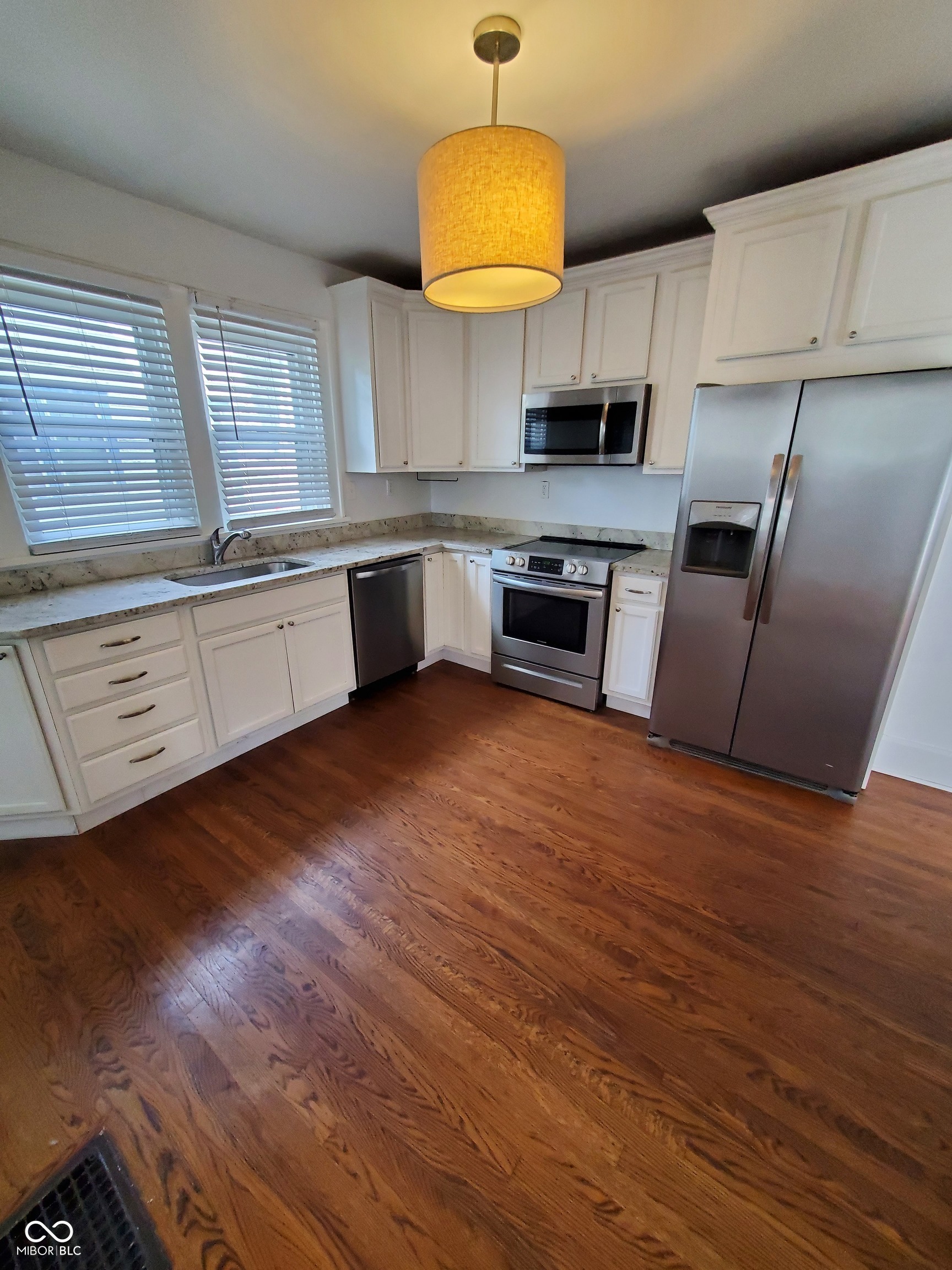 404 North Riley Avenue Indianapolis, IN 46201 - Photo 9 of 21