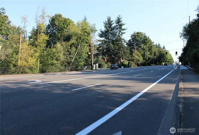 $221,000 | 17227 1st Avenue South, Burien, WA 98166