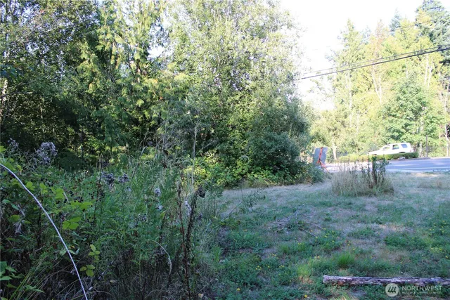 $221,000 | 17227 1st Avenue South, Burien, WA 98166